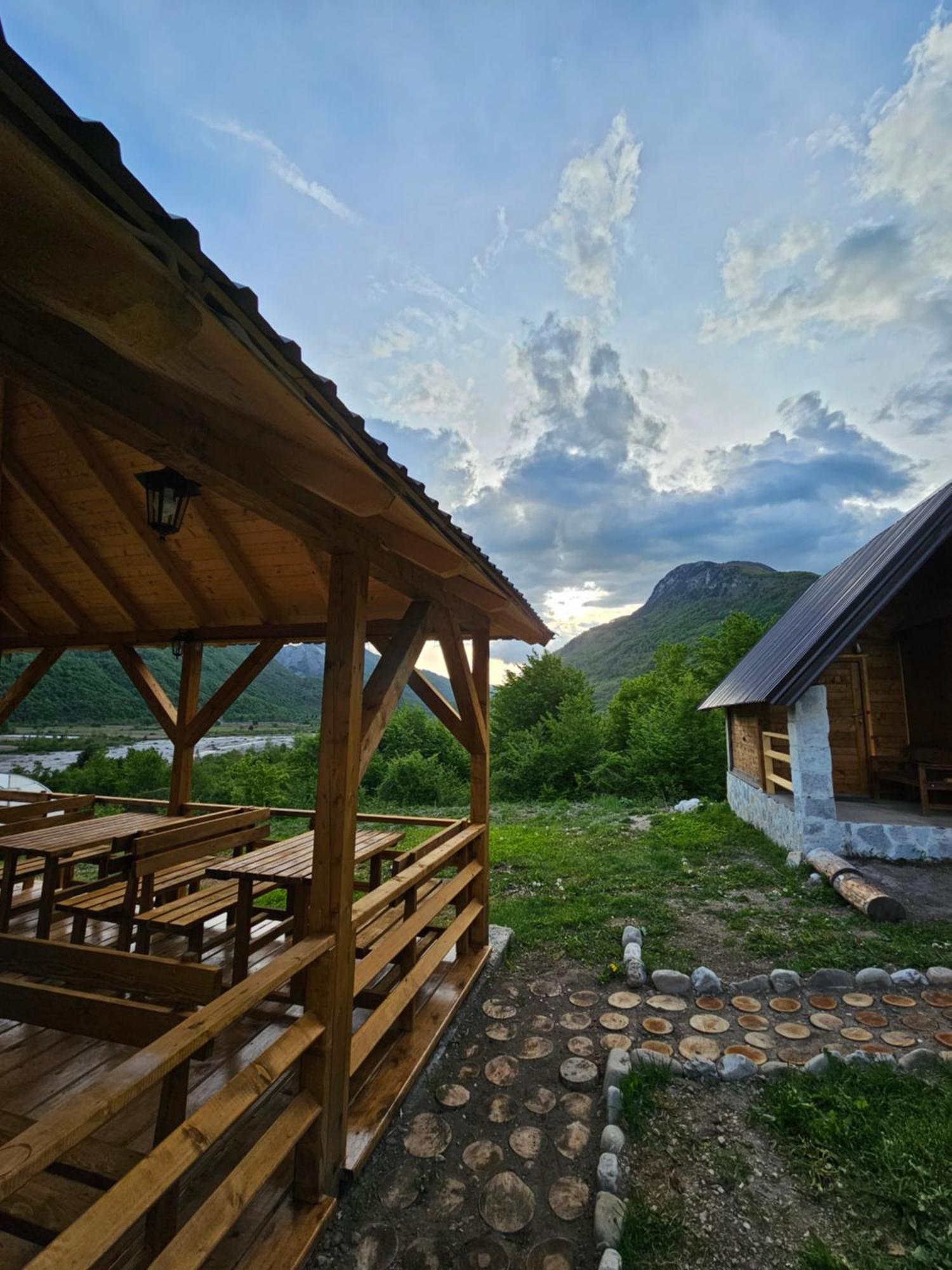 Hostal Ethno Star Bojovic Gusinje Exterior foto