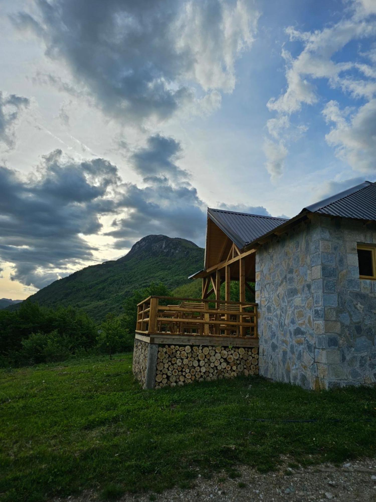 Hostal Ethno Star Bojovic Gusinje Exterior foto